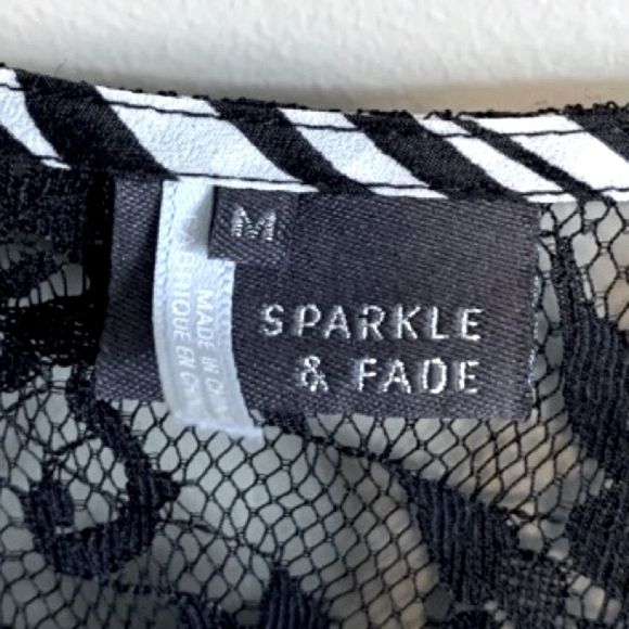 Sparkle & Fade Lace Zebra Print Top - Picture 3 of 4